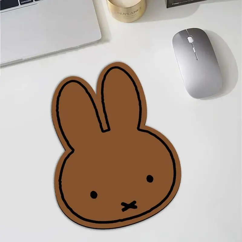 귀여운 미피 토끼 모양의 마우스 패드, 인스타일 사무실 - Desk Setup Rug 리뷰 및 가격